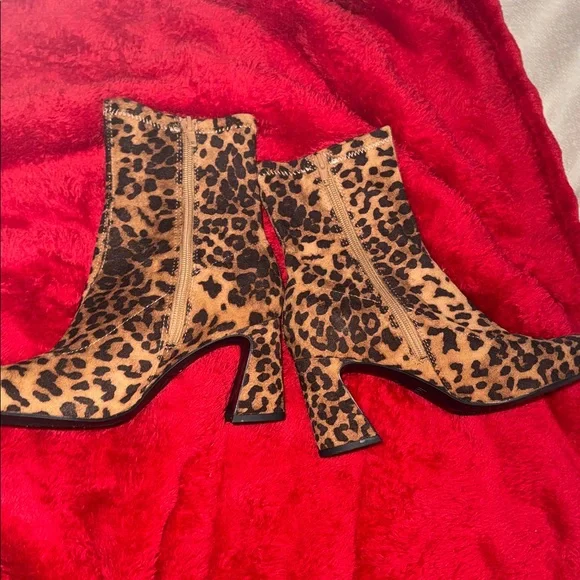 MIA ankle Booties! BRAND NEW WITHOUT TAGS - Picture 5 of 10